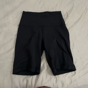 Wunder train contour lululemon